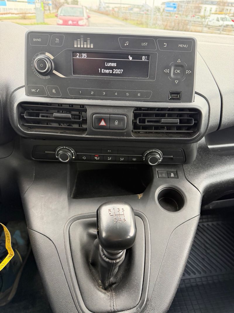 Citroën Berlingo 2021, foto 12