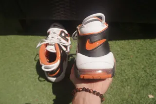 Nike Air More Uptempo Blanco/Negro-Naranja