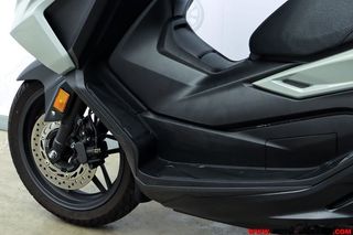 HONDA FORZA 125 -APTA B Y A1-