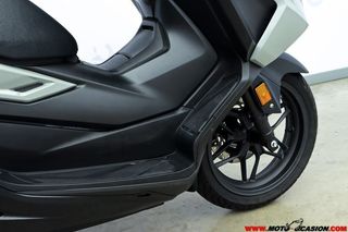 HONDA FORZA 125 -APTA B Y A1-