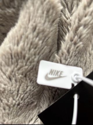 Mochila Nike Elite Negra y Dorada