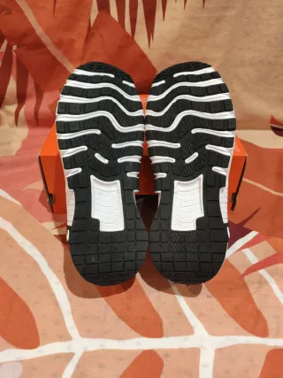 T35,5 Zapatillas Nike Metcon 6