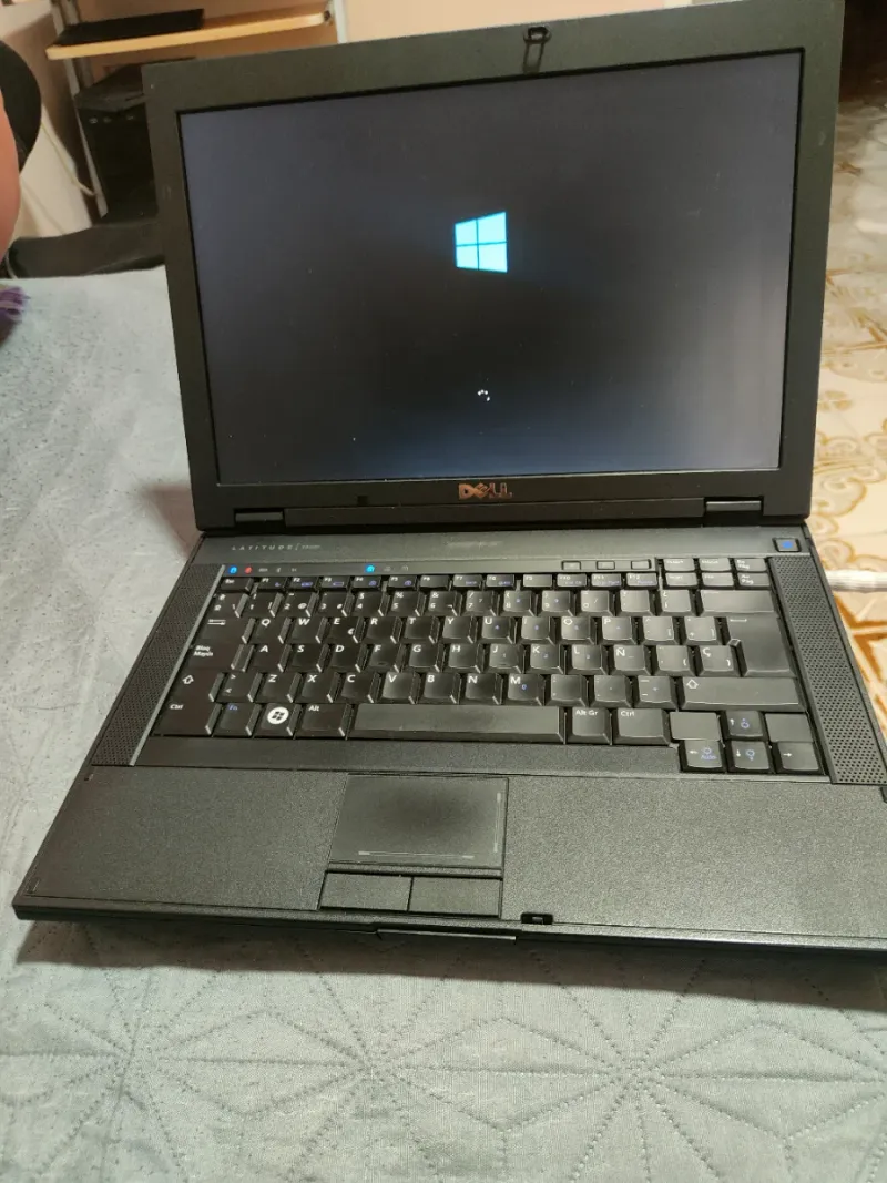Portátil Dell Latitude E5400 Negro