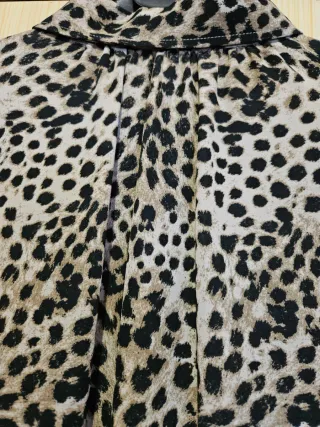 Blusa estampada manga larga