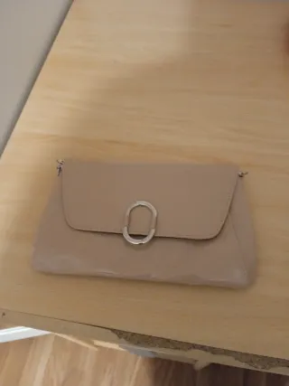 Bolsos de fiesta beige,negro y rojo