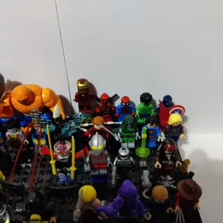 Figuras LEGO (bootleg) Marvel DC Variadas