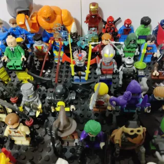 Figuras LEGO (bootleg) Marvel DC Variadas