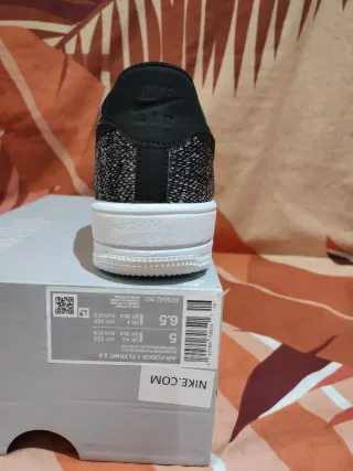 T37,5 Zapatillas Nike Air Force 1 Flyknit 2.0