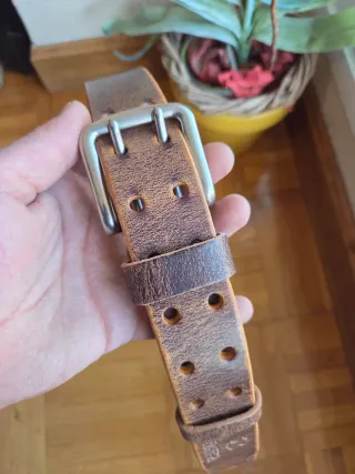 Cinturón artesanal de cuero