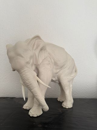 Elefante de Alabastro Tallado