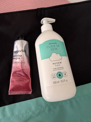 Cremas, perfumes, maquiaje