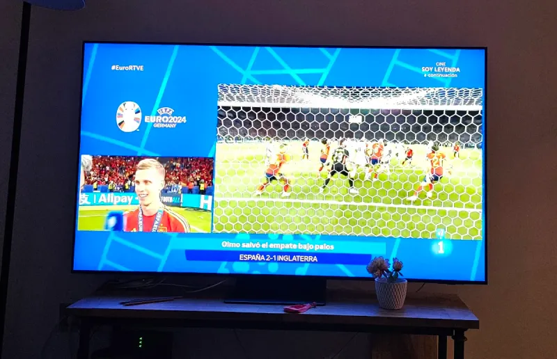 Samsung QN90BA TV Negro afbeelding 3