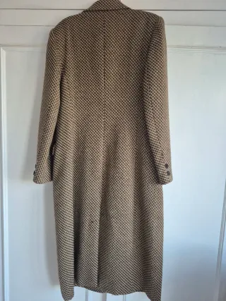 Abrigo largo marrón y multicolor