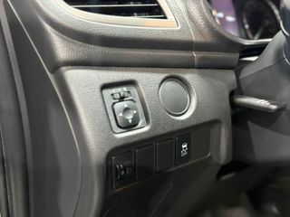 Mitsubishi L200 Doble Cabina 220 DI-D Motion 6AT L200 DI-D M-PRO AUTO AUTOMÁTICA