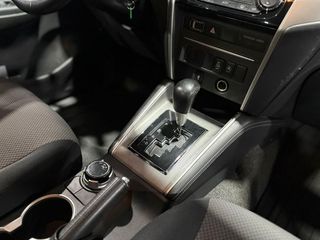 Mitsubishi L200 Doble Cabina 220 DI-D Motion 6AT L200 DI-D M-PRO AUTO AUTOMÁTICA