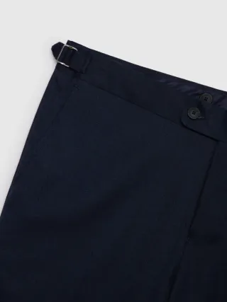 Chaque Álvaro Moreno Wedding azul marino - dos pie