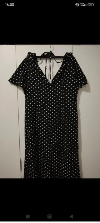 Vestido largo de lunares