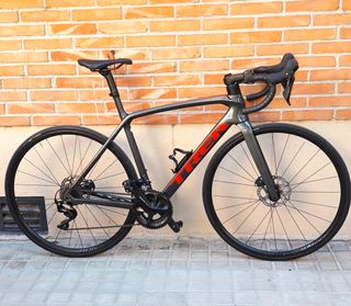 TREK EMONDA SL5 2025 SEMINUEVA. Talla M