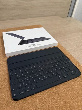 iPad Pro Smart Keyboard Folio + Caja