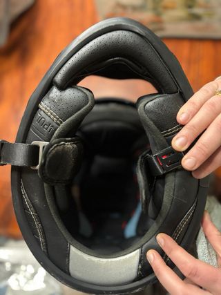 Casco de moto LS2 negro