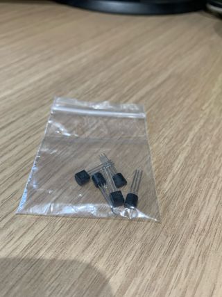 TransistorBJT 2N5551B331 (Pack 4)