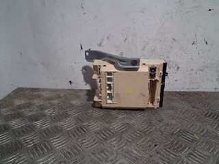 CAJA RELES / FUSIBLES LEXUS RX 300 (MCU35) LB273X2