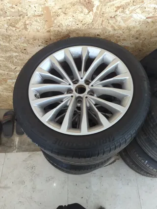 Llantas BMW 245/45R18