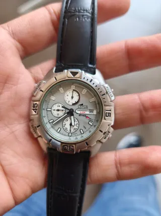 Reloj Lotus Cronógrafo WR 100M