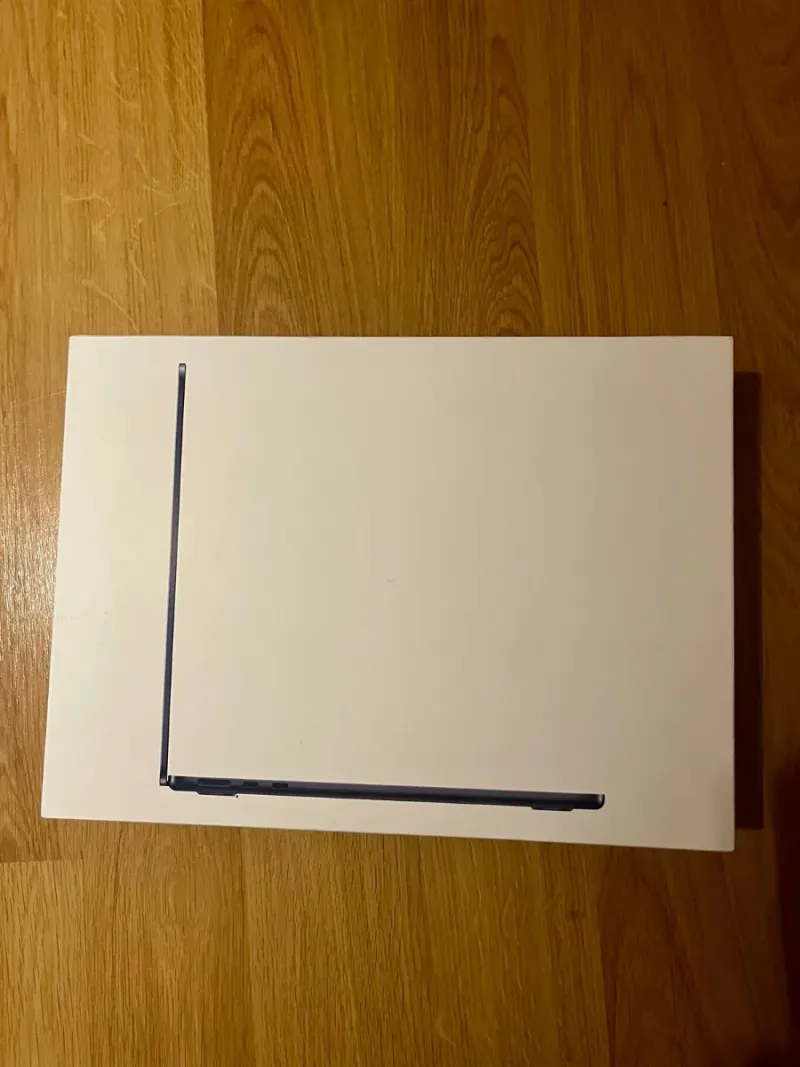 MacBook Air 13 M4 256GB 6ciclos