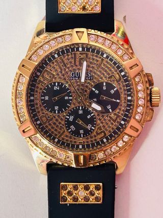 Reloj Guess Dorado y Negro