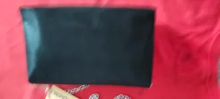 Bolso Negro Menbur con Cadena Plateada a estrenar