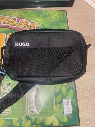 Riñonera HUGO negra