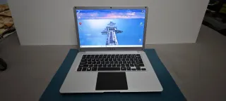 Portátil Billow Plata. Model: XNB200PROS.