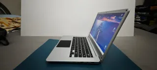 Portátil Billow Plata. Model: XNB200PROS.