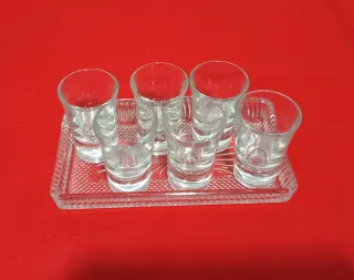 Conjunto de 6 vasos de chupito y bandeja cristal