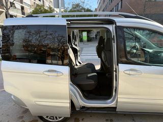 Ford Tourneo Courier 2017