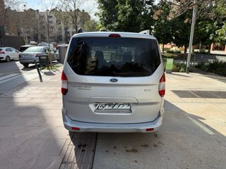 Ford Tourneo Courier 2017