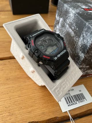 Casio G-Shock DW-5900 1DR. Nuevo sin uso.
