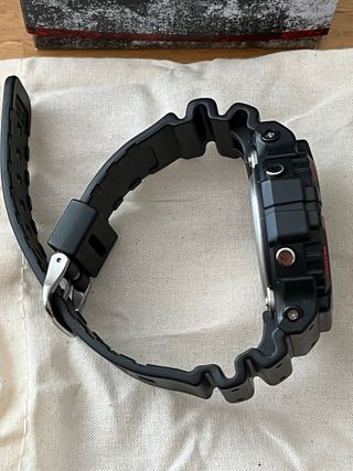 Casio G-Shock DW-5900 1DR. Nuevo sin uso.