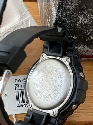 Casio G-Shock DW-5900 1DR. Nuevo sin uso.