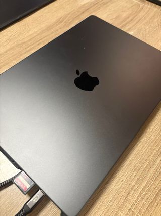 MacBook Pro M5 24GB RAM 500GB