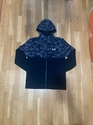 Conjunto deportivo Under Armour