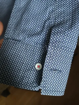 Camisa Carolina Herrera azul y blanca