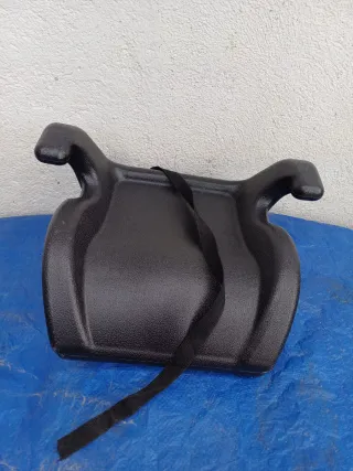 Asiento elevador coche Babyauto negro