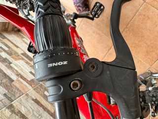 Bicicleta Montaña Doble Suspensión Roja