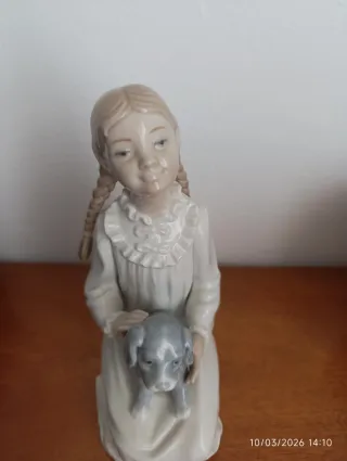 Figura Lladró niña con perro