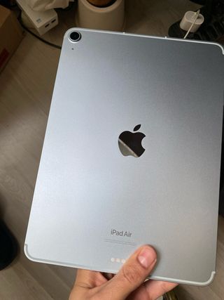 iPad Air M2 128GB Cellular, 20 ciclos 100% cargaca