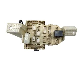 Suzuki 135538 caja relés / fusibles 3678079je2 sx4