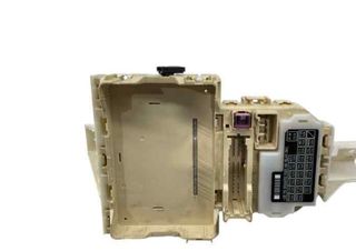 Suzuki 135538 caja relés / fusibles 3678079je2 sx4