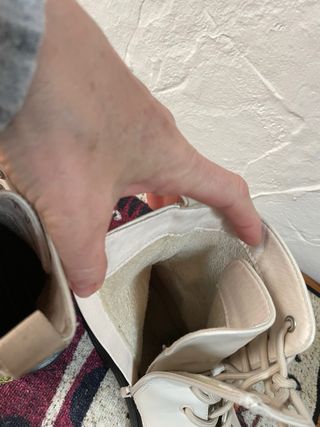 Botas  Beige con Cordones y Cremallera